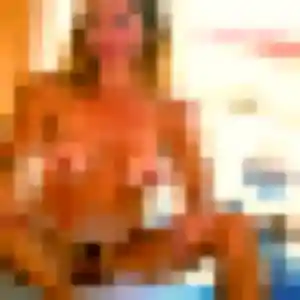 Kelly, 36 ans, en ligne à Le Poiré-sur-Vie pour une rencontre coquine