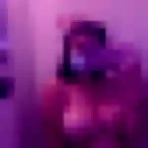 Corinne, femme de 29 ans propose plan cul à Le Pont-de-Beauvoisin