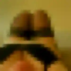 Photo de Lola à Le Sel-de-Bretagne (25 ans) - plan cul discret