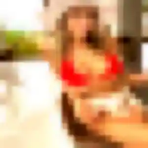 Photo de Chloe-Anne à Le Touvet (45 ans) - plan cul anonyme