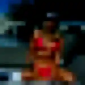 Muriel, femme de 44 ans propose plan cul à Le Tronquay