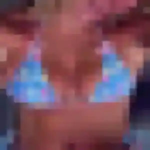 Vanessa (40 ans) à Le Val cherche une rencontre maintenant