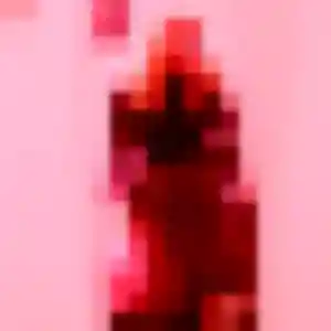 Flore, 26 ans, cherche un plan cul à Leffrinckoucke