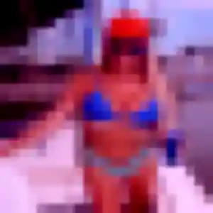 Maya, 28 ans, cherche un plan cul à Les Landes-Genusson