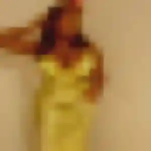 plan cul à Les Trois-Châteaux : photo de Lucienne, 35 ans - sans engagement