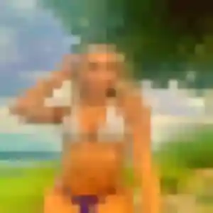 Lea, 40 ans, en ligne à Lézignan-Corbières pour une rencontre coquine