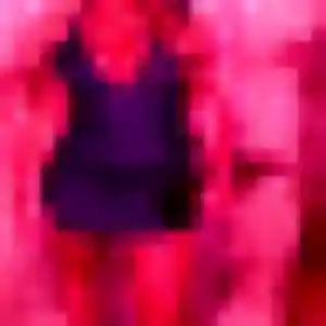 Flora, 25 ans, connectée à Lixing-lès-Saint-Avold pour une rencontre coquine