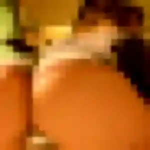Lea, 24 ans, en ligne à Lohéac pour une rencontre coquine