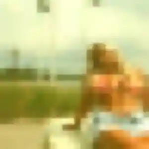 Charmante Ursula, 33 ans à Longèves - la contacter