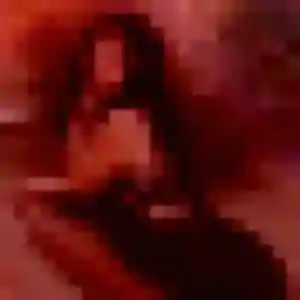 Rencontre Luna, 44 ans à Longueville-sur-Scie en t'inscrivant