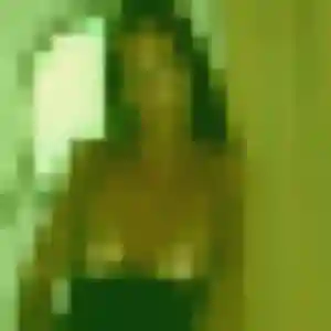Laure, 33 ans, disponible à Loretz-d'Argenton pour un plan cul
