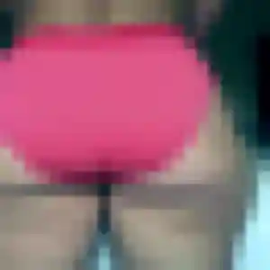 Camille de Los Masos, 27 ans - plan cul discret