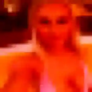 Suzanne, 33 ans, cherche un plan cul à Magenta