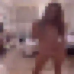 Elodie, 23 ans, dispo pour plan cul à Maisonsgoutte
