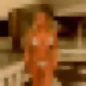 Valentine, 34 ans, connectée à Malay-le-Grand pour une rencontre coquine