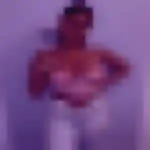 Dominique, 34 ans, dispo pour plan cul à Mareau-aux-Prés