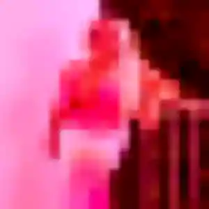 Elena (35 ans) à Mareil-en-France attend une rencontre aujourd'hui