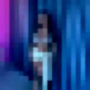 Photo de Ximena à Marines (25 ans) - plan cul anonyme