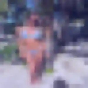 Photo de Elodie à Maringes (44 ans) - plan cul discret