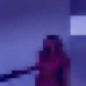 Chloe, 22 ans, connectée à Maron pour un plan cul