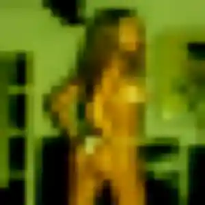 Lea-Marie (44 ans) à Mehun-sur-Yèvre cherche un plan cul ce soir