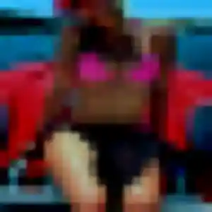 Edith, 27 ans, disponible à Meillon pour un plan cul