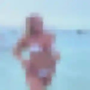 Laura, 36 ans, en ligne à Mérignac pour une rencontre coquine