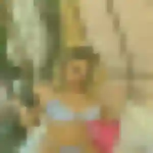 Contacte Julie, 22 ans à Mesnières-en-Bray gratuitement