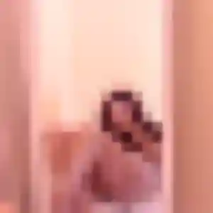 Photo de Veronique à Meyrannes (37 ans) - plan cul sans inscription