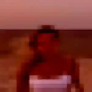 Laurie, 26 ans, connectée à Mieuxcé pour une rencontre coquine