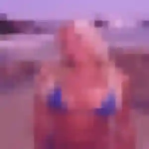 Severine, 23 ans, en ligne à Miré pour une rencontre coquine