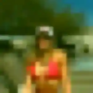 Rejoins Camille, 22 ans à Moëlan-sur-Mer en t'inscrivant
