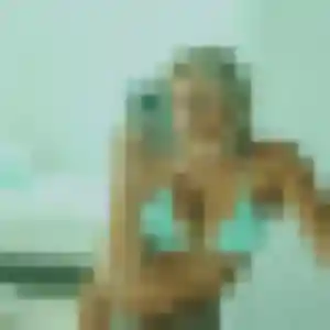 Severine, 33 ans, en ligne à Mont-d'Origny pour une rencontre coquine