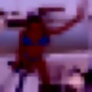 Suzanne, 37 ans, connectée à Mont-Saint-Martin pour un plan cul