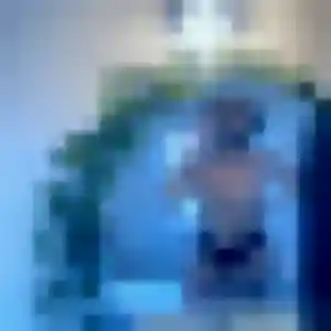 Découvre Kelly, 28 ans à Montauban-de-Bretagne en privé