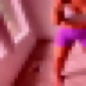 Perrine, 28 ans, connectée à Montaut-les-Créneaux pour un plan cul