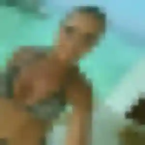 Jolie Karine, 24 ans à Montceaux - voir sa photo