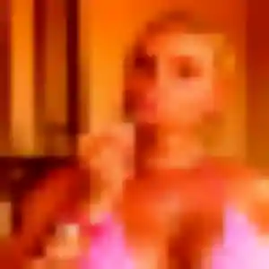 Maiwenn, 32 ans, connectée à Montescourt-Lizerolles pour une rencontre coquine