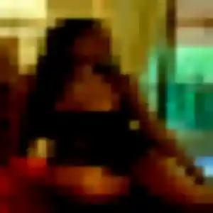 Valentine, 22 ans, cherche un plan cul à Montigny-Lengrain