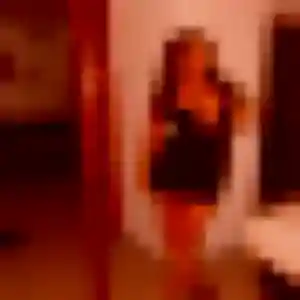 Laure, 26 ans, disponible à Montois-la-Montagne pour une rencontre coquine