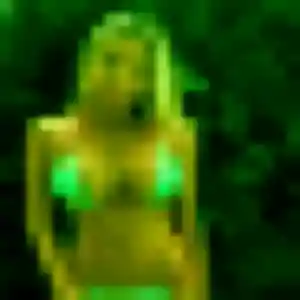 Charmante Catherine, 26 ans à Montreuil-l'Argillé - voir sa photo