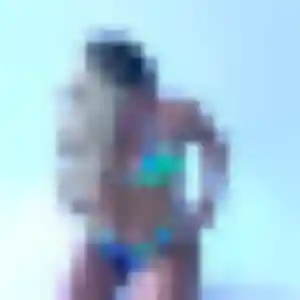 plan cul à Mosnes : profil de Maya, 22 ans - inscription gratuite
