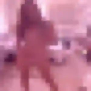 Martine, femme de 32 ans propose plan cul à Moulézan
