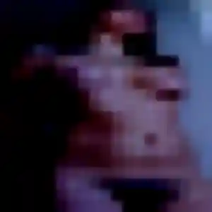 Lucienne, 31 ans, en ligne à Moulins-Engilbert pour un plan cul