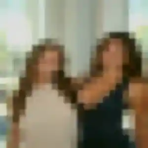 Sexy Ursula, 22 ans à Moÿ-de-l'Aisne - voir sa photo