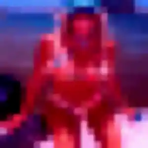 Hortense, fille de 33 ans cherche plan cul à Nans-les-Pins