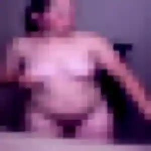 Daphne (31 ans) à Nanteuil-en-Vallée attend une rencontre rapidement