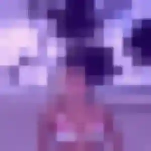 Découvre Honorine, 35 ans à Neauphlette en privé