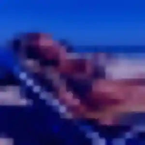 Zora, 33 ans, en ligne à Neauphlette pour une rencontre coquine