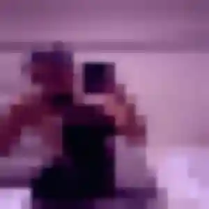 Photo privée de Isabelle, 28 ans à Neuillé-Pont-Pierre - rencontre sans lendemain